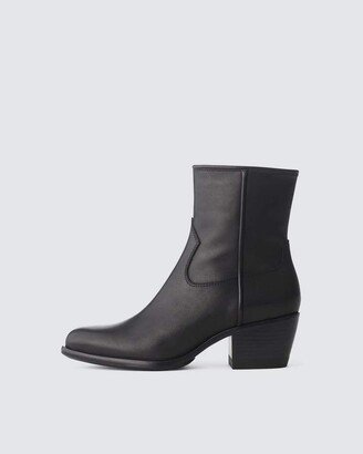 Mustang Boot- Leather Heeled Ankle Boot