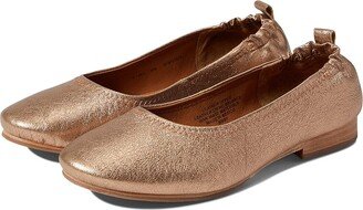 Kenni (Warm Gold) Women's Shoes