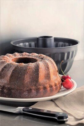 La Patisserie Nonstick 9-inch Bundt Pan