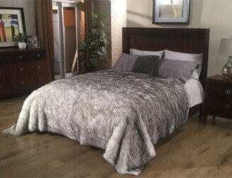 Silver Orchid Alden Plush Faux Sheepskin Luxury Bedspread