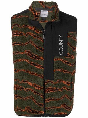 Camouflage-Print Pile Zipped Gilet