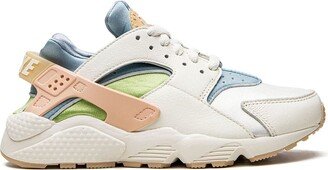 Air Huarache SE Sun Club sneakers