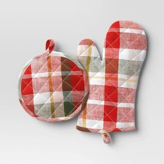 Plaid Oven Mitt and Potholder Set