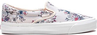 x Kith OG Classic Slip-On Floral sneakers