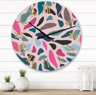 Designart 'Pink Modern Exotic Tropical Leaves I' Mid-Century Modern wall clock