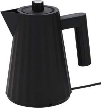 Plissé small electric tea kettle