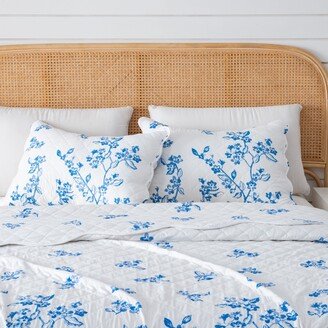 Linery & Co. Luxurious Blue Floral with Scalloped Hem Microfiber Quilt Set With Shams