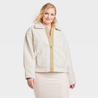Women's Utility Faux Fur Jacket White