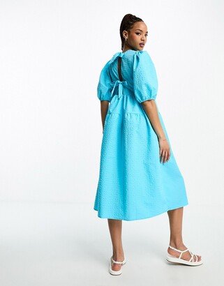 balloon sleeve midi dress in light blue