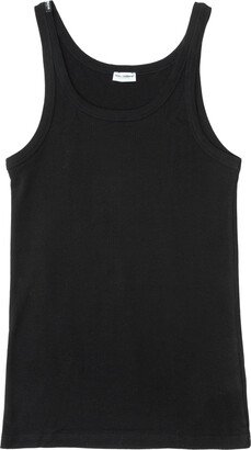 Sleeveless t-shirt