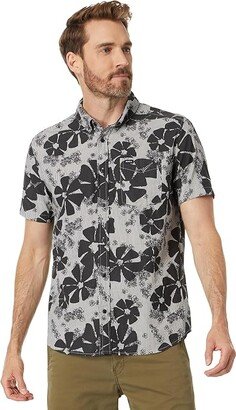 Yoyogi Seersucker Short Sleeve Woven (Black) Men's Clothing