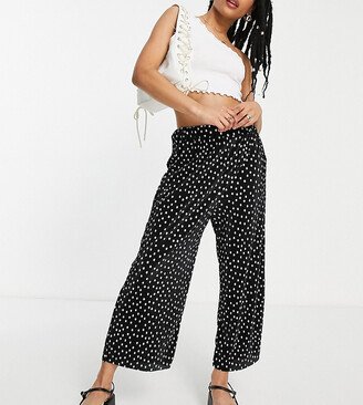 ASOS DESIGN Petite plisse wide leg culotte pants in mono dot