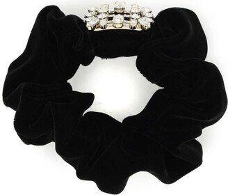 velvet scrunchie with broche buckle