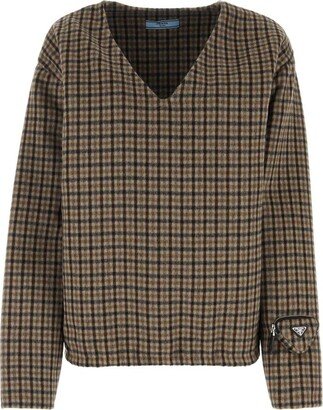 V-Neck Checked Pullover