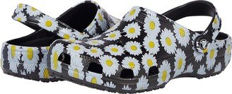 Classic Clog - Seasonal Graphic (Black Daisy) Clog Shoes