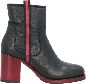 LAURA BELLARIVA Ankle Boots Black-AA