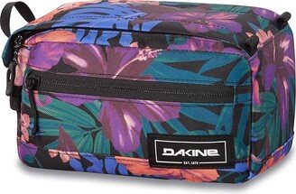 Groomer Medium (Carbon 1) Toiletries Case