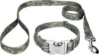 Country Brook Petz Premium Digital Camo Collar and Leash (5/8 Inch, Small)