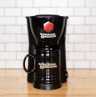 Uncanny Brands Dungeons & Dragons Single Cup Coffee Maker with Mug