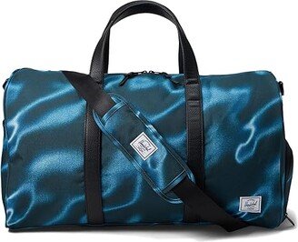 Novel Duffel (Waves Floating Pond) Bags