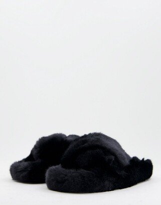 Loungeable cross over super fluffy slipper in black