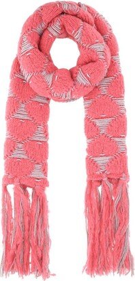 Two-Toned Heart Patterned Knit Scarf