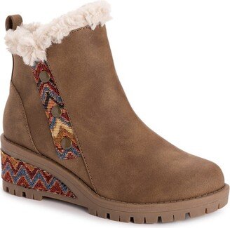 Women's Norway Halden Wedge Booties - Medium Brown,