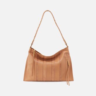 Ellis Shoulder Bag in Pebbled Leather - Sandstorm