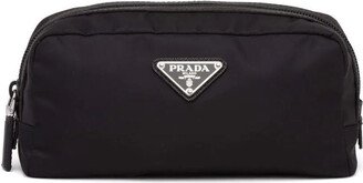 logo plaque wash bag