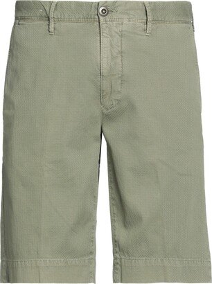 Shorts & Bermuda Shorts Sage Green-AA