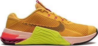 Metcon 7 Pollen/Volt/Pale Coral/Black sneakers