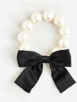 Pearl bow bracelet