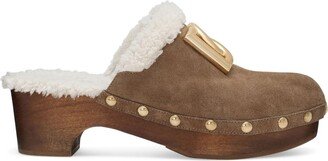 Logo-Plaque Suede Clogs