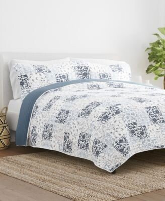 All Season Scrolled Patchwork Reversible Quilt Set Collection