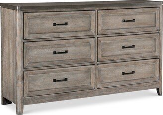 Aveline Dresser