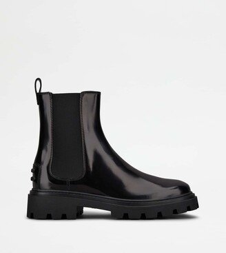 Chelsea Boots in Leather