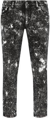 Cropped Bleach-Effect Distressed Jeans