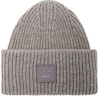 Beanie in Grey