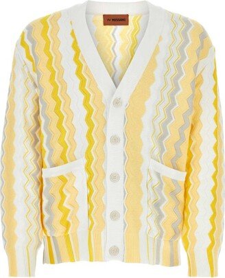 Zigzag Motif Button-Up Cardigan