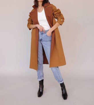 Hermine Trench Coat In Camel