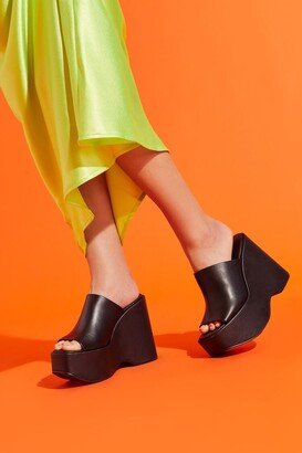 Women's Faux Leather Platform Wedges in Black, 7.5