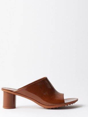 Atomic 50 Patent-leather Mules