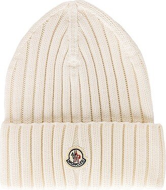 Tricot Beanie in White