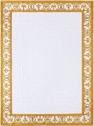 White 'I Love Baroque' Beach Towel