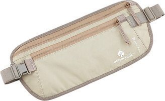 Eagle Creek RFID-Blocking Undercover Deluxe Money Belt Tan