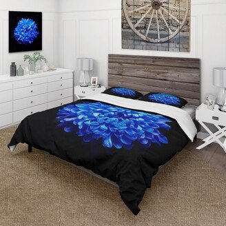 Designart 'Blue Aster With Dew Drops' Traditional Duvet Cover Set