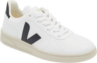 V-10 CWL Sneaker