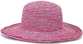 Moldeable Crochet Hat in Fuchsia