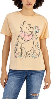 Juniors' Winnie The Pooh Floral Graphic Print T-Shirt