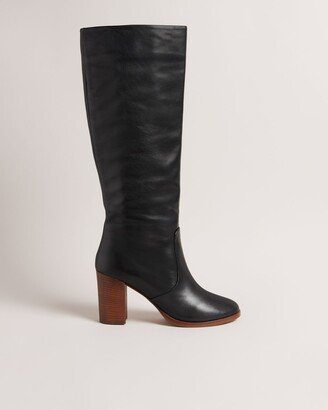 Heeled Knee High Leather Boots in Black
